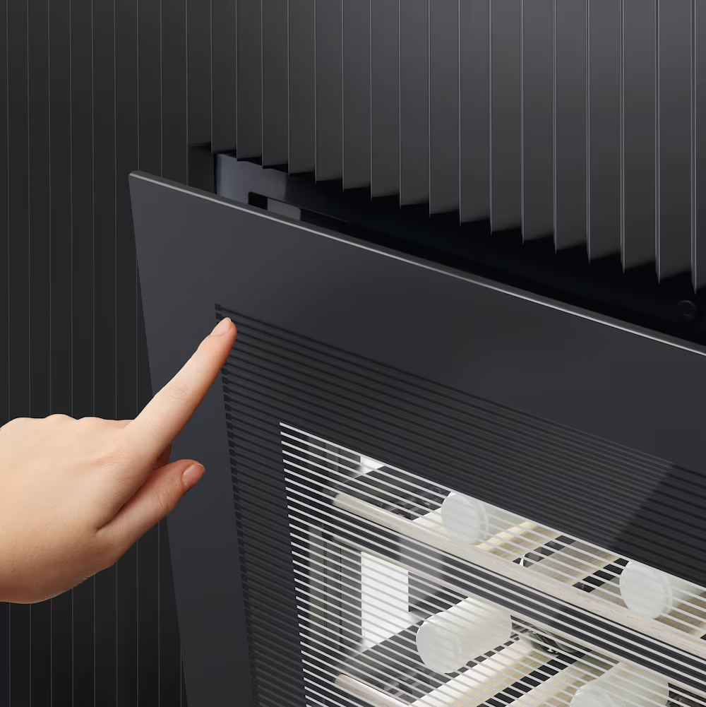Vestavná vinotéka Miele - design matně černá